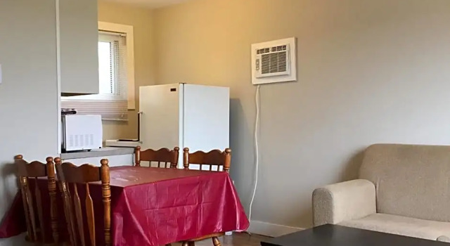 Коттедж с 2 комнатами Royalty Maples Motel & Cottages