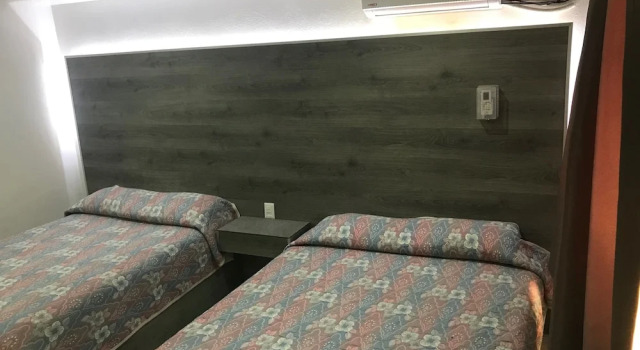 Четырёхместный номер Standard Hotel Los Pinos