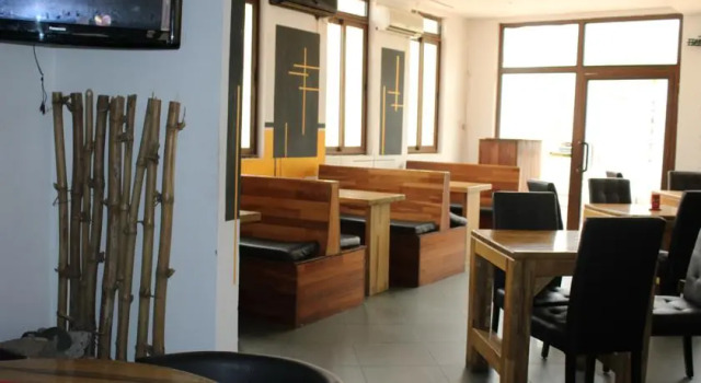 Byblos Hotel, Buchen Sie Hotel Osu Accra