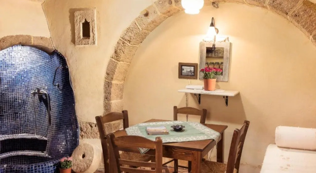 Коттедж Old Stone House