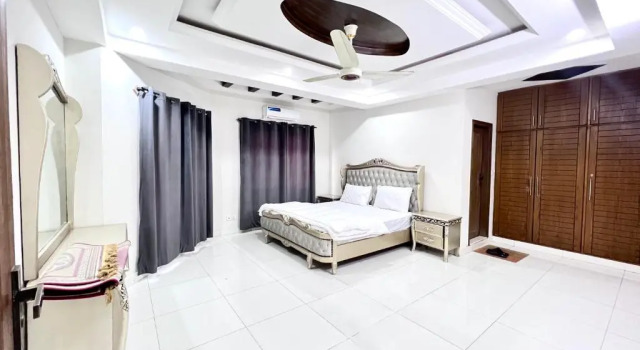 LUXURY EXECUTIVE 2Bedroom Apartment Convenient and NICE LOCATION, Book Apartment Hotels in Islamabad with Parking, Parking