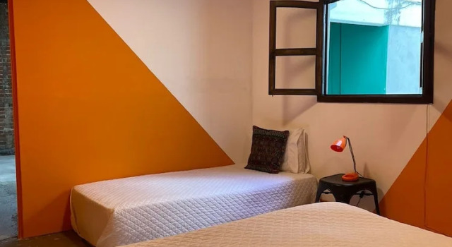 Трёхместный номер Why Not Hotel