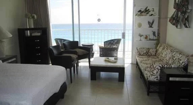Condominios Carisa Y Palma, Rezervasyon Otel Cancún havuzlu oteller, Backstage Theatre yakınında, Yüzme Havuzu