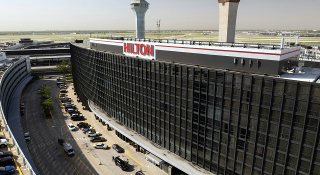 Hilton Chicago O'Hare Airport, Rezerwuj Hotel Hotele w Illinois z basenem, Basen