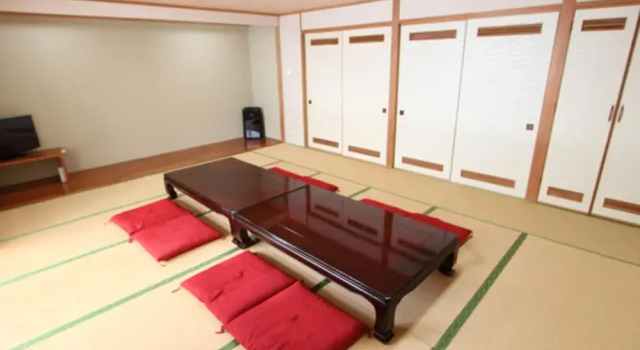 Camera Deluxe Hotel Livemax Chitose
