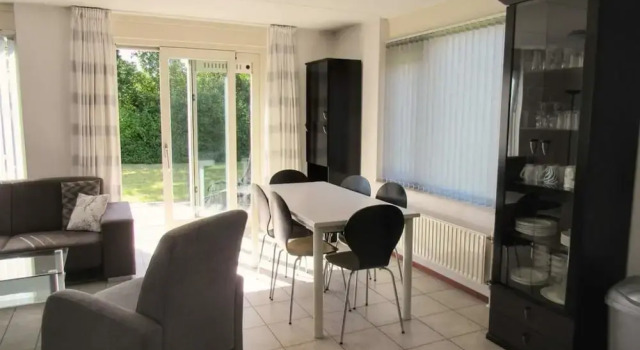 House in Breskens Near Dutch Coast, Забронировать Отель Брескенс Zeeuws-Vlaanderen