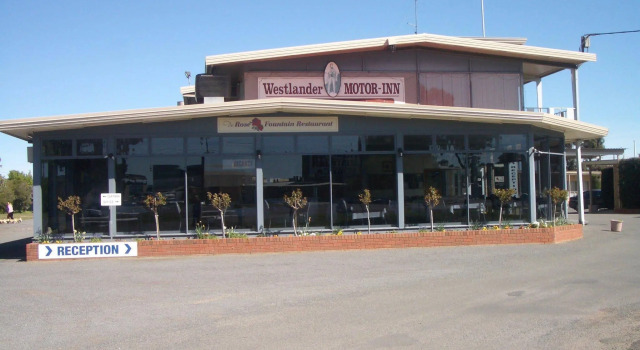 Best Westlander Motor Inn, Book Inn Hotels in Horsham with Parking, Parking