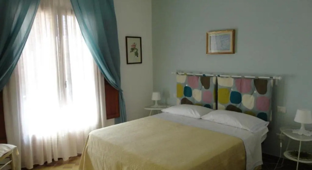 B&B Cristina, Забронировать Отель «постель и завтрак» Отели Чентола 3 звезды, 3*