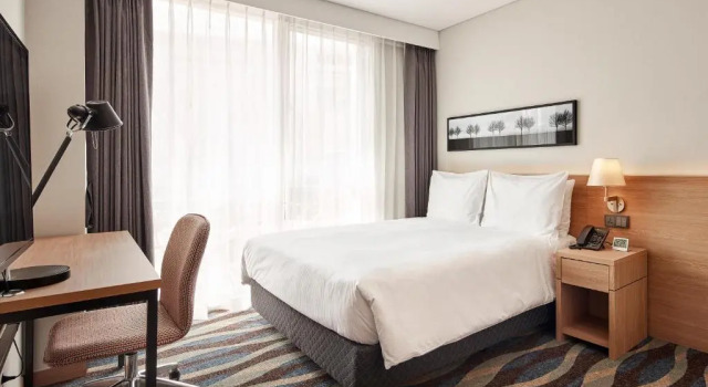 Двухместный номер для гостей с ограниченными возможностями Ramada Encore by Wyndham Gimpo Han River Hotel