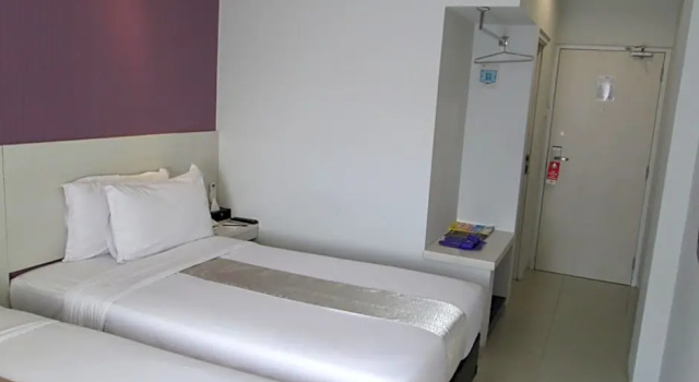 Двухместный номер Standard Hotel Vio Express Surapati Bandung