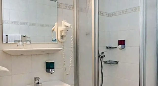 Номер Business NOVAPARK Flugzeughotel Graz