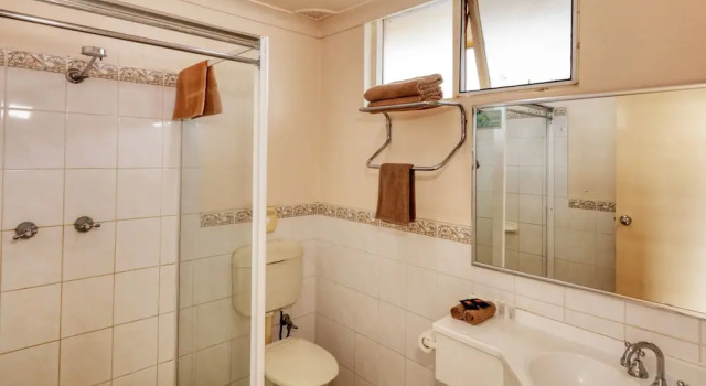 Двухместный номер Standard с красивым видом из окна Cootamundra Gardens Motel
