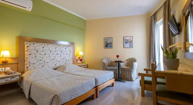Dolfin, Rezervovat Hotel Hotely v Peloponés se stravováním, Polopenze / Plná penze