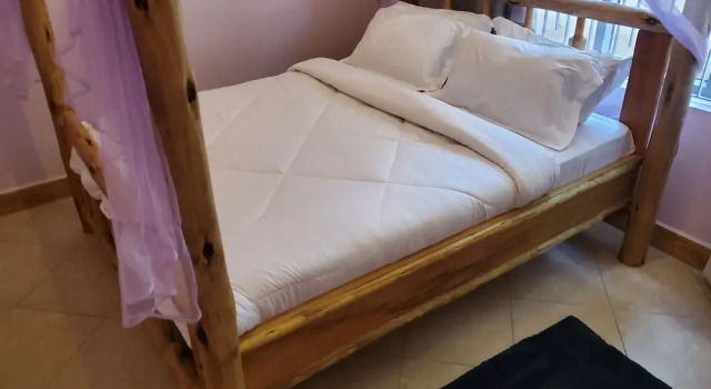Двухместный номер Comfort с балконом и с видом на сад Ese Homestay Manyara