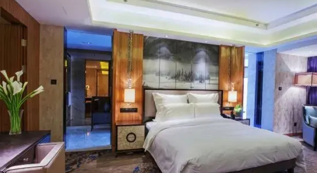 Люкс Business Universal Hotel Urumqi