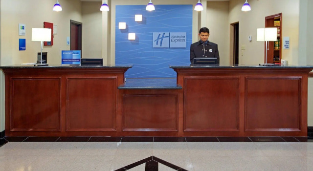 Holiday Inn Express & Suites Waller - Prairie View by IHG, Book Hotel Hoteller i Waller med parkering, Parkering