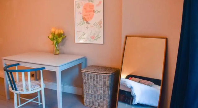 Bright 2 Bedroom Garden Flat in the Heart of Hove, Забронировать Отель Хов 