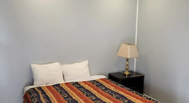 Номер Standard Eastwood Motel