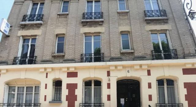 Hôtel de Clagny, Book Hotel Hotels in Upper Normandy with Breakfast, Breakfasts
