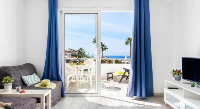 536B Cozy 1 bedroom, pool, terrace, sun lounger
