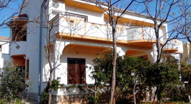 Ivan  - 150 meters from beach - A2 Jug(4+1), Rezerwuj Hotel Pag 