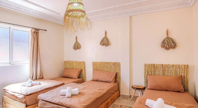 Sable Beach Surf Camp & Hostel Tamraght, Забронировать Хостел Тамрах-у-Фелла Agadir-Ida ou Tanane