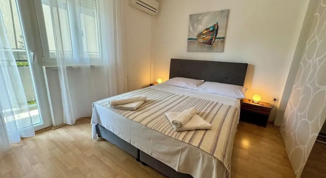 Apartment Kristina 1, Забронировать Апартаменты/квартира Отели Приморско-Горанской жупания с парковкой, Парковка