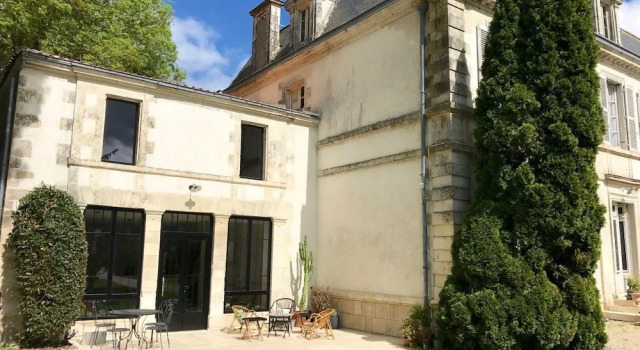 Les Lodges du Château, Rezerwuj Hotel Hotele w Charente-Maritime z basenem, Basen