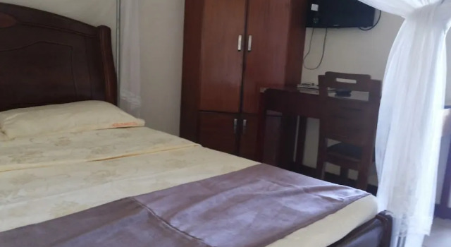 Номер Standard с балконом Zawadi Hotel