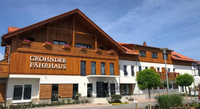 Hotel Grohnder Fährhaus, Book Hotel Emmerthal Weser Uplands