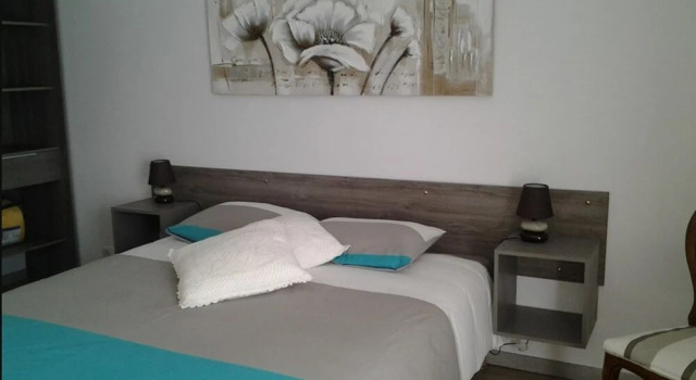 Kost ar mine, Rezerwuj Hotel  
