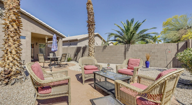 Коттедж On Johnson Ranch Golf Course: San Tan Valley Home