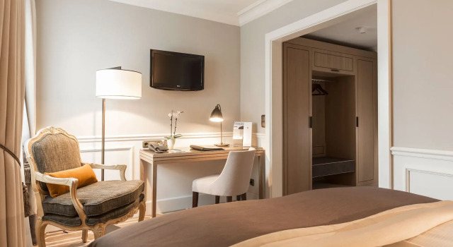 Althoff Hotel Fürstenhof, Забронировать Отель Целле Люнебургская пустошь, рядом с Hoppener Haus