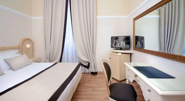 Номер Deluxe Grand Hotel Vittoria