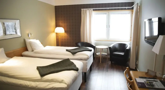 Vårdnäs Stiftsgård, Book Hotel  