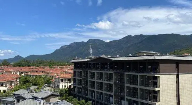 Hong Mingju Hot Spring Resort Hotel (Jin Yezi Branch), Rezerwuj Ośrodek wypoczynkowy Hotele resortowe w Guangdong, Ośrodek wypoczynkowy