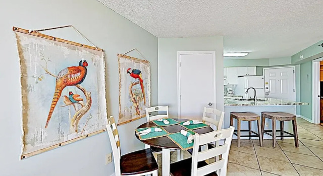 New Listing! Beachside Beauty W/ Pools & Hot Tub 2 Bedroom Condo, Varaa Lomakoti Huvilat kohteessa Alabama, Villa