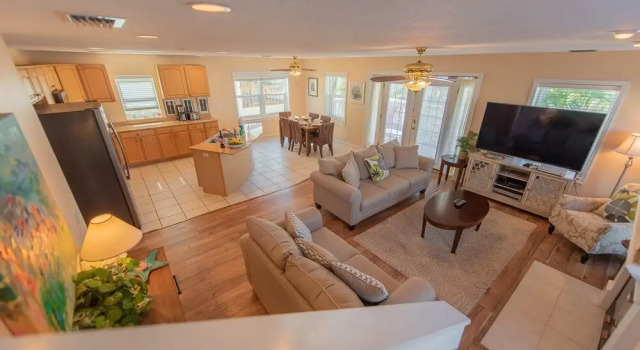 Ocean Sunset Apartment 5