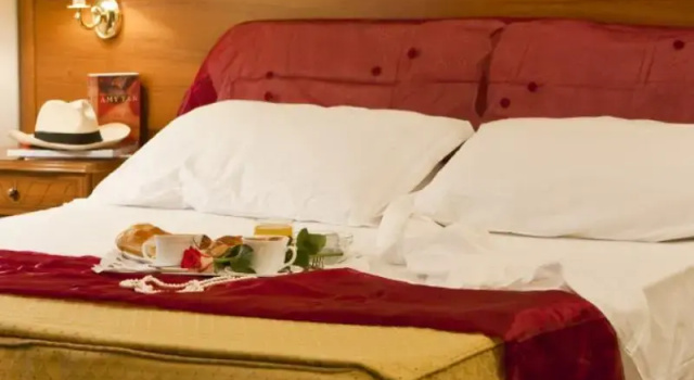 Трёхместный номер Standard Hotel Astoria Garden
