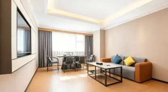 Двухместный люкс Huimei Hotel