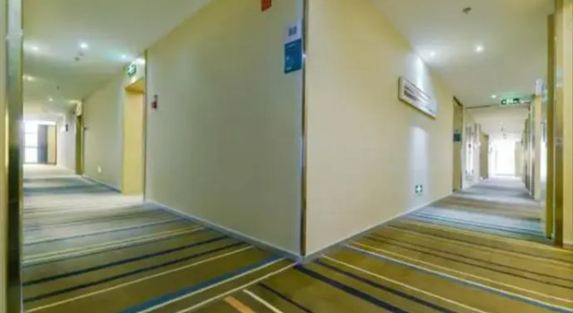 City Comfort Inn Chongqing Daping Shidai Tianjie, Забронировать Отель Отели Чунцин с парковкой, рядом с Станция метро Daping, Парковка