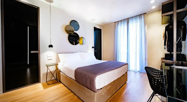 Полулюкс Home Boutique Luxury & Design