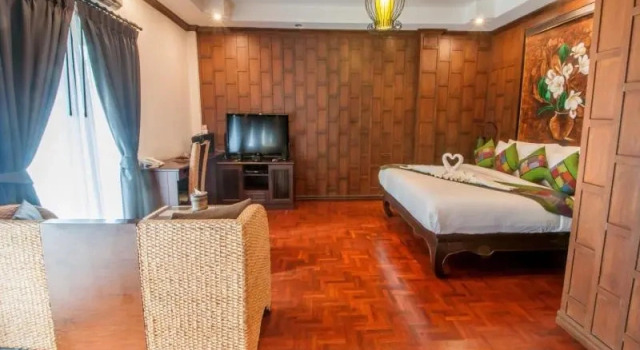 Люкс Standard Sathu Hotel