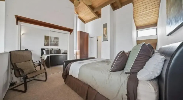 Kailua Bay Resort 3301 - Two Bedroom Condo, Забронировать Курортный отель Отели Каилуа-Кона с парковкой, рядом с Дворец Хулихи, Парковка