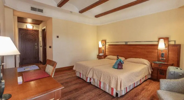 Номер Standard с балконом Hotel Abades Guadix