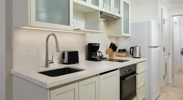 Номер Standard с балконом и с видом на сад The Crane Resort