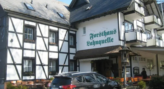 Hotel - Restaurant - Café Forsthaus Lahnquelle, Забронировать Отель  