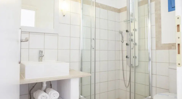 Трёхместный номер Classic Lindos Sun