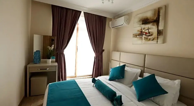 Люкс с балконом Overland Residence