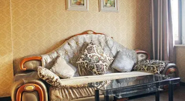 Люкс Deluxe Qiqihar Fulu Fashion Hotel